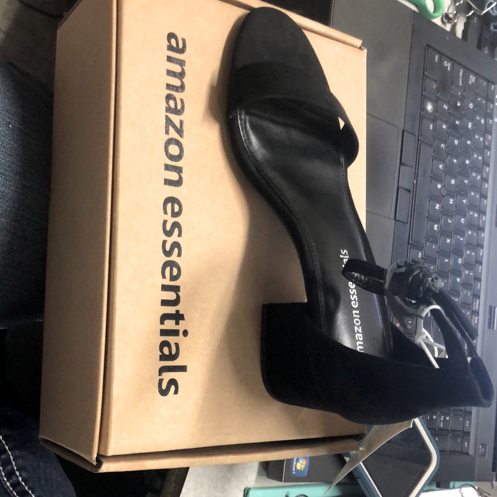 Amazon Essentials women’s heeled sandal. Multiple sizes
